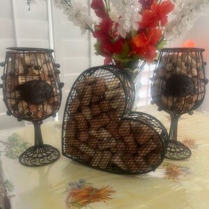 WINE CORKS SET